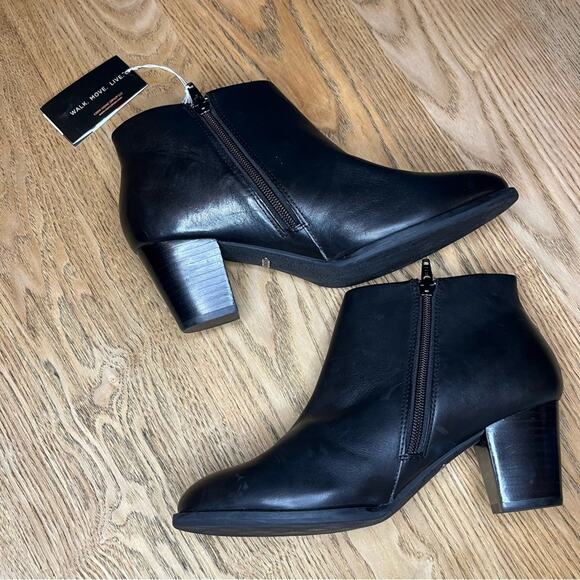 New! Vionic Georgia Studded Leather Block Heel Ankle Boot Women’s Size 8 Wide - Picture 7 of 10